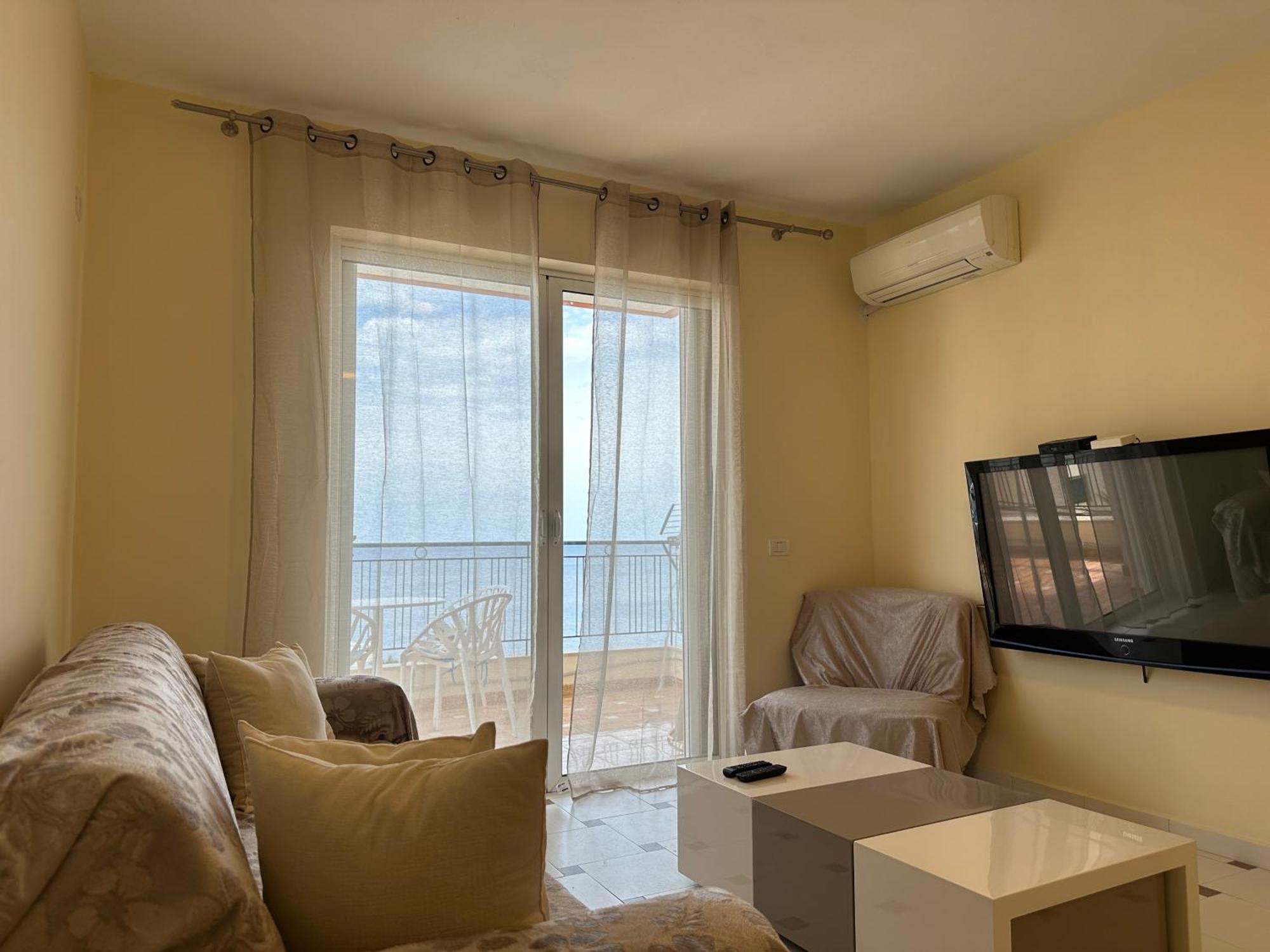White Sea View Residence 2 Sarandë Exteriör bild