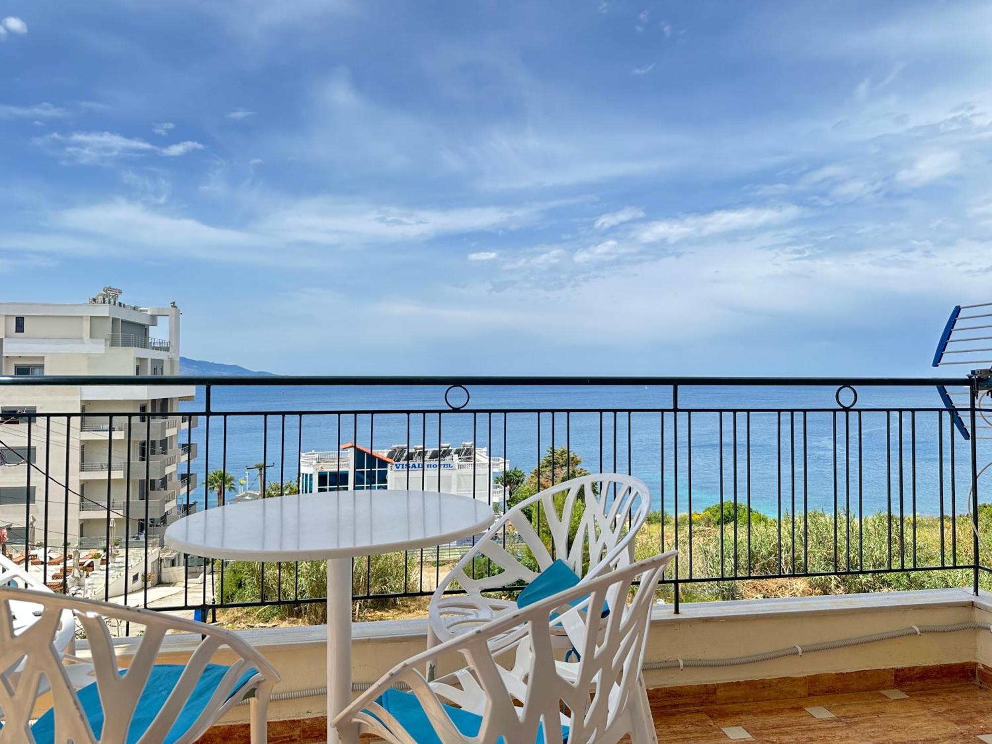 White Sea View Residence 2 Sarandë Exteriör bild